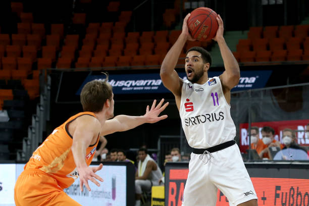 对手投篮 对手投篮