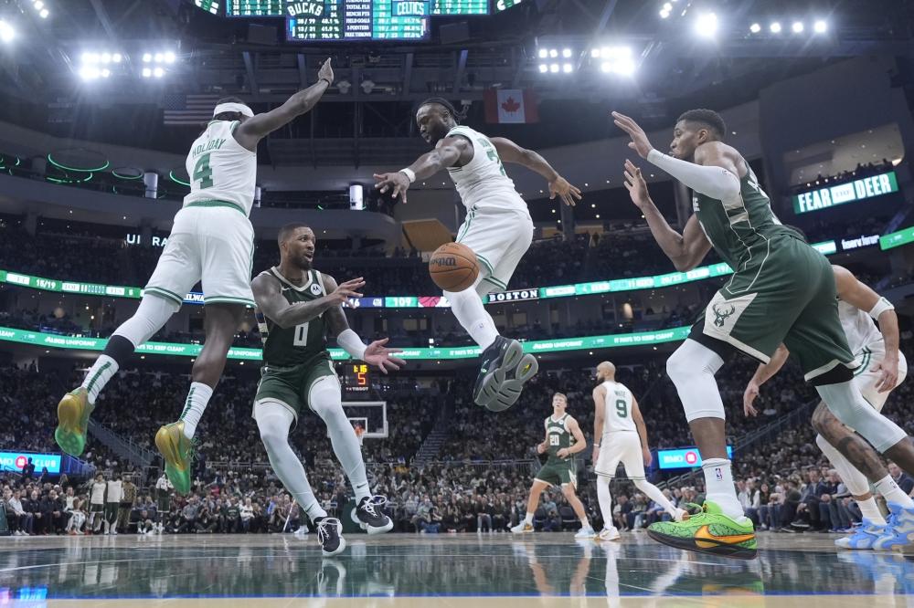 中国十八洞 中国十八洞