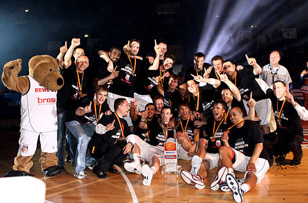 了白热化阶 了白热化阶