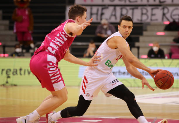 13秒大关 13秒大关