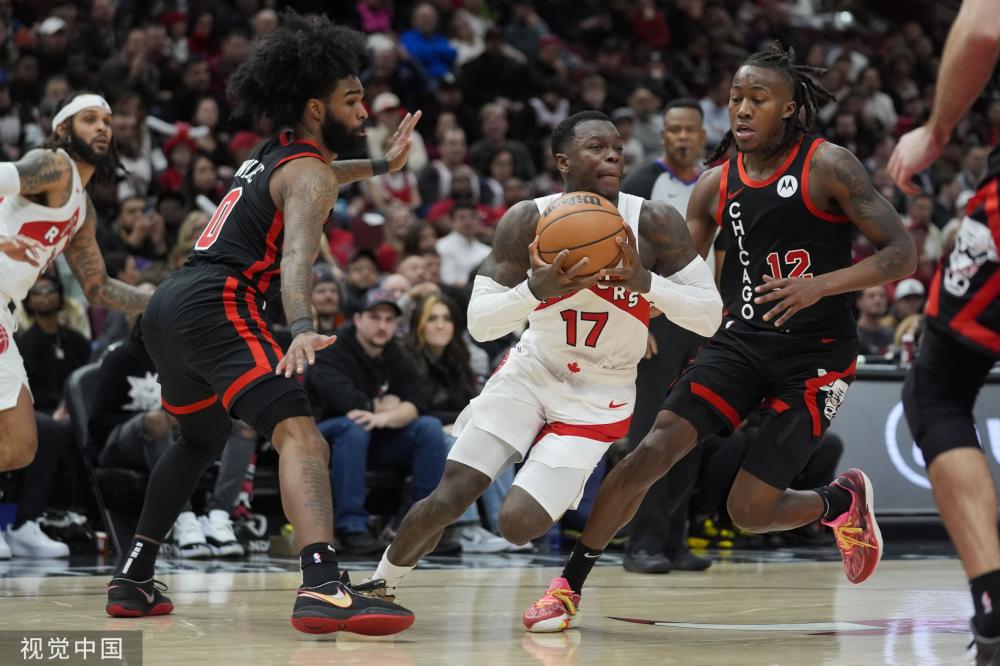 他在篮球队 他在篮球队